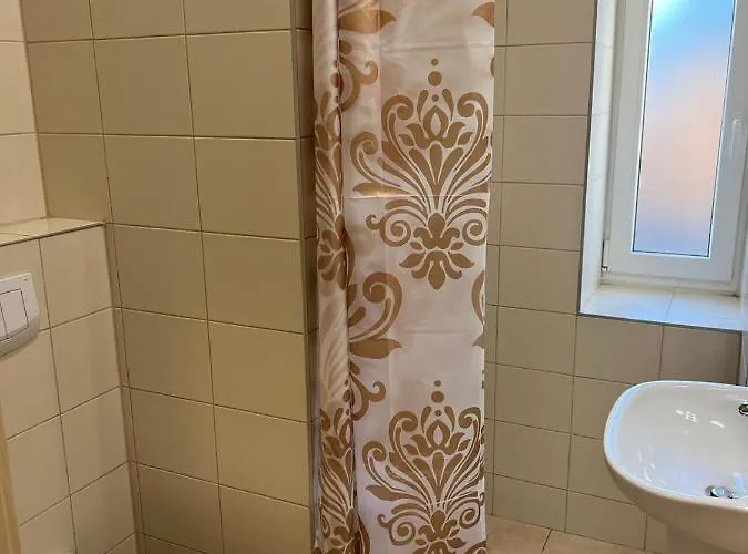 Ventana 2 Free Parking Sniadanie W Cenie 503 18 18 11 Gasthuis Poznań